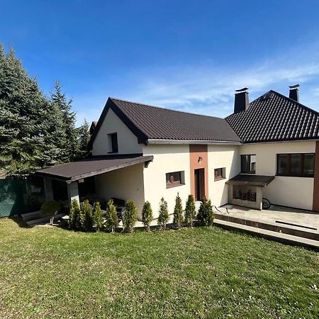 Apartman Pod Lipami Liptovsky Trnovec Luaran gambar