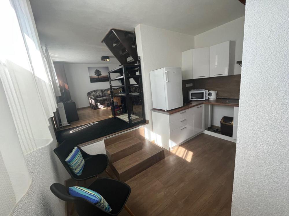 Apartman Pod Lipami Liptovsky Trnovec Luaran gambar