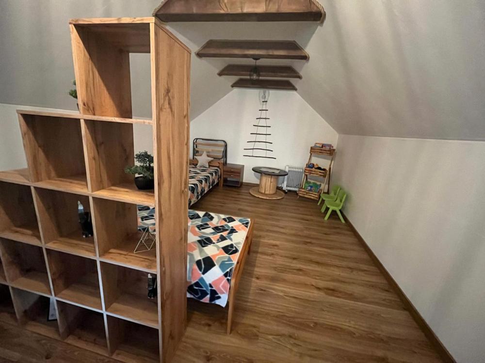 Apartman Pod Lipami Liptovsky Trnovec Luaran gambar